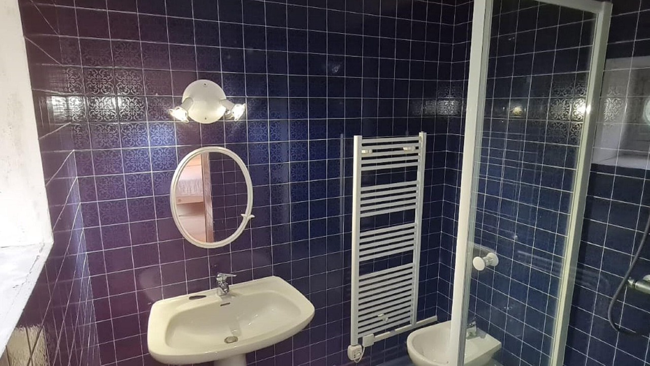 Photo of Bathroom in SammarÃ§olles