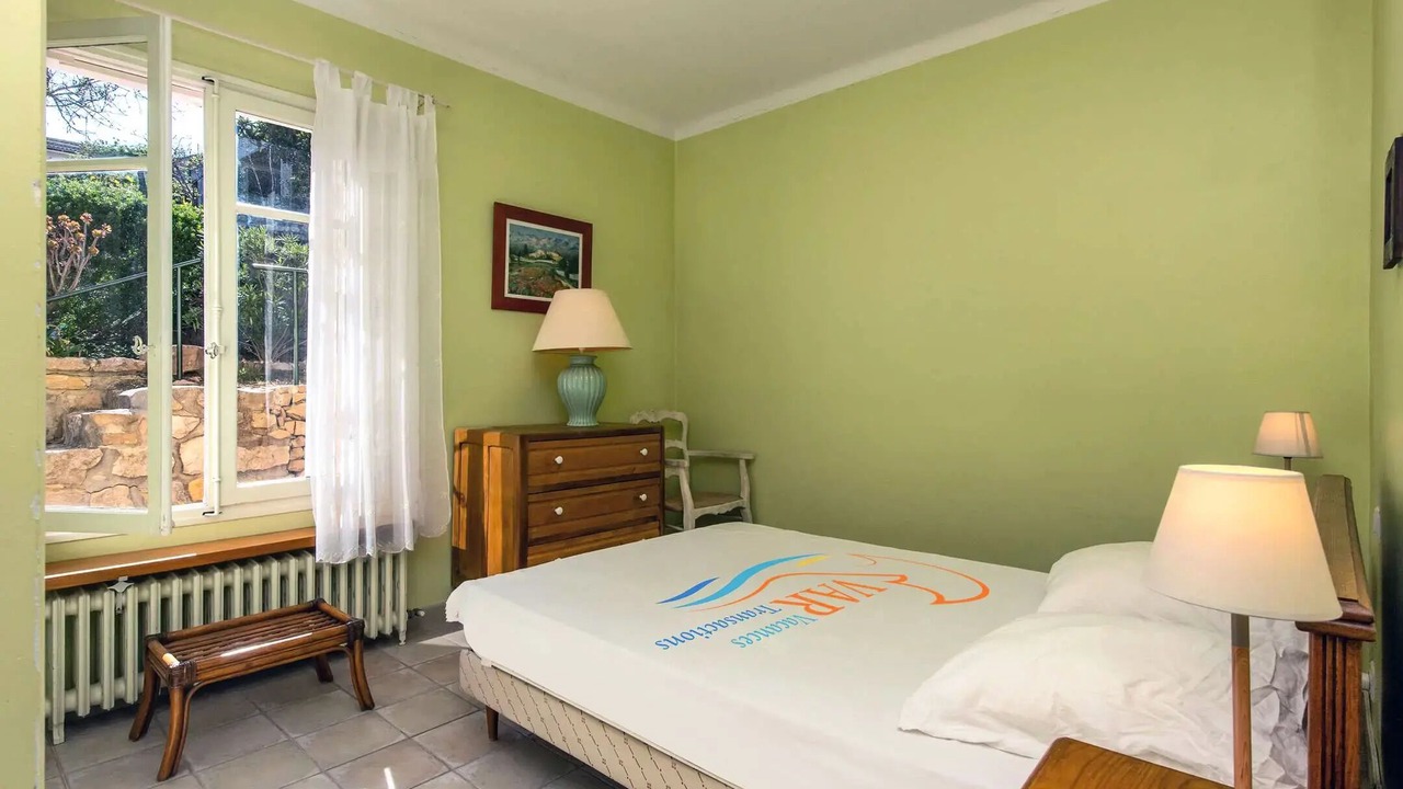 Photo of Bedroom in Saint-Mandrier-sur-Mer