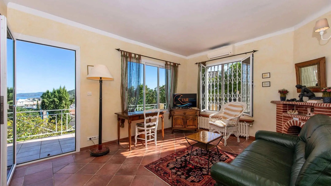 Photo of Livingroom in Saint-Mandrier-sur-Mer