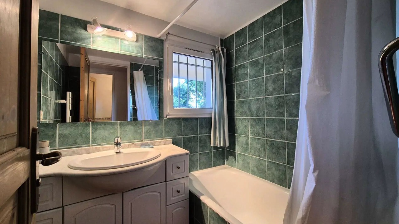 Photo of Bathroom in Saint-Mandrier-sur-Mer