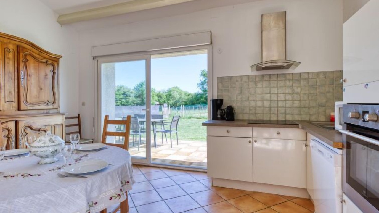 Photo of Bedroom in Gaillan-en-Medoc