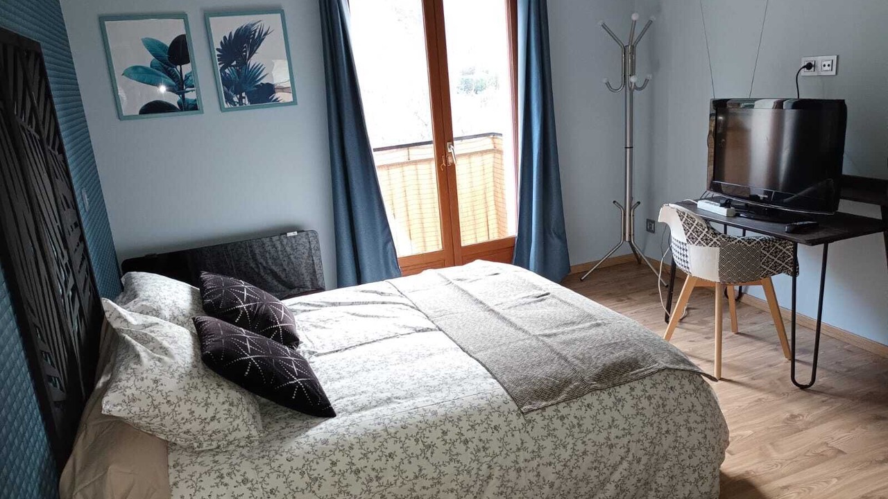 Photo of Bedroom in Saint-Jean-de-Maurienne