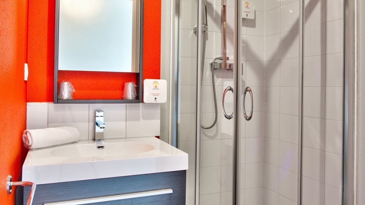 Photo of Bathroom in Lahonce