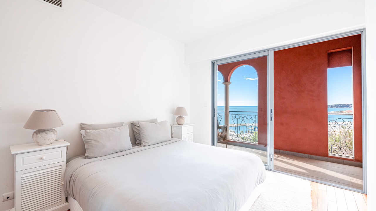 Photo of Bedroom in Menton