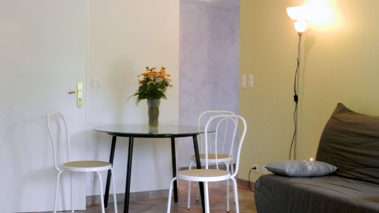 Photo of Livingroom in Sainte-Helene-du-Lac