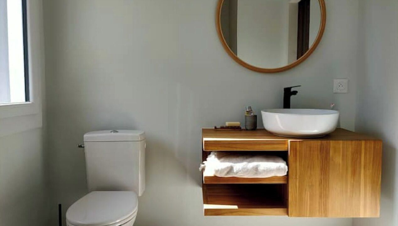 Photo of Bathroom in Le Temple