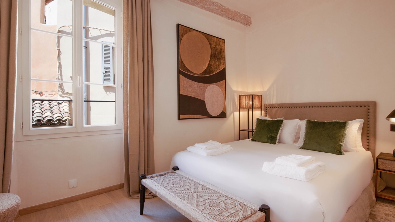 Photo of Bedroom in Old Town