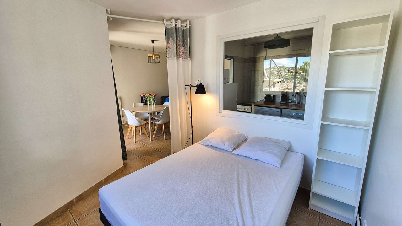 Photo of Bedroom in Saint-Mandrier-sur-Mer