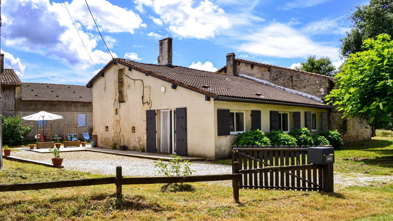 Photo of Outdoor in Laruscade