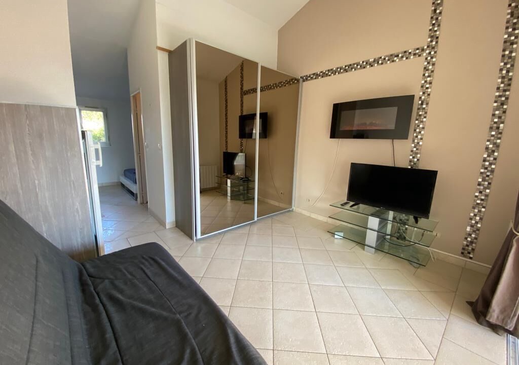 Photo of Bedroom in Cogolin