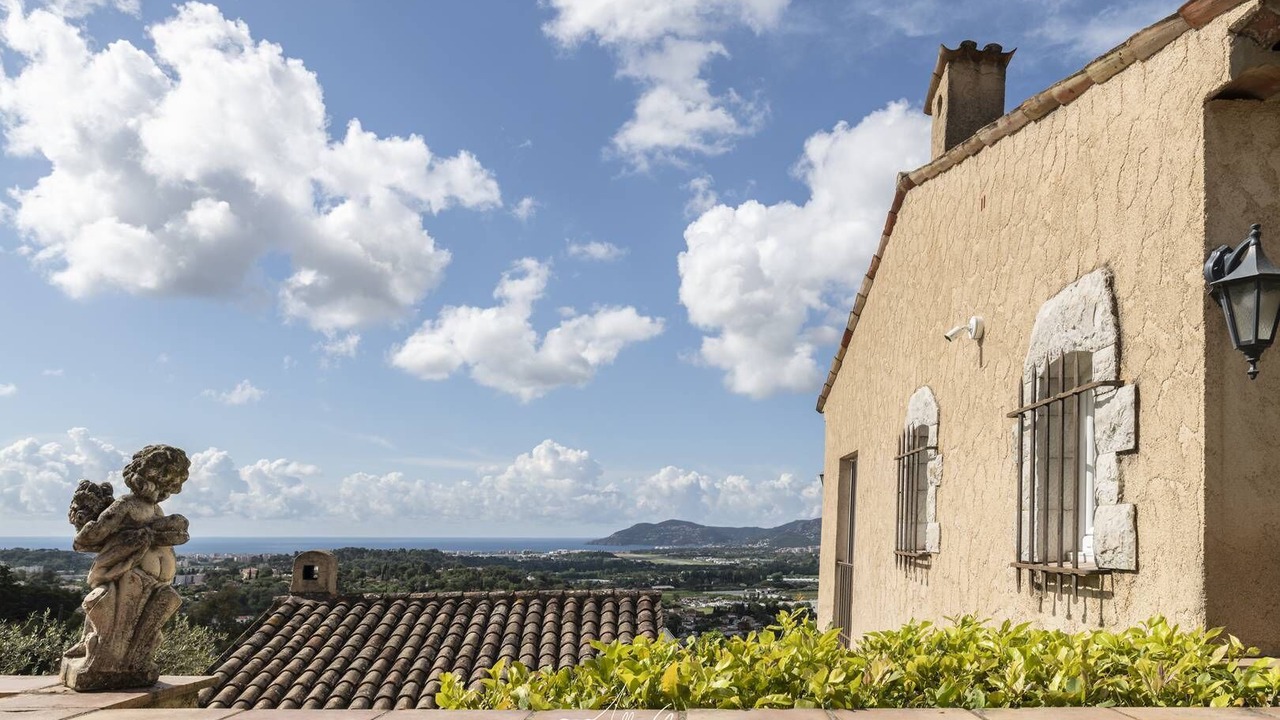 Photo of Outdoor in La Roquette-sur-Siagne