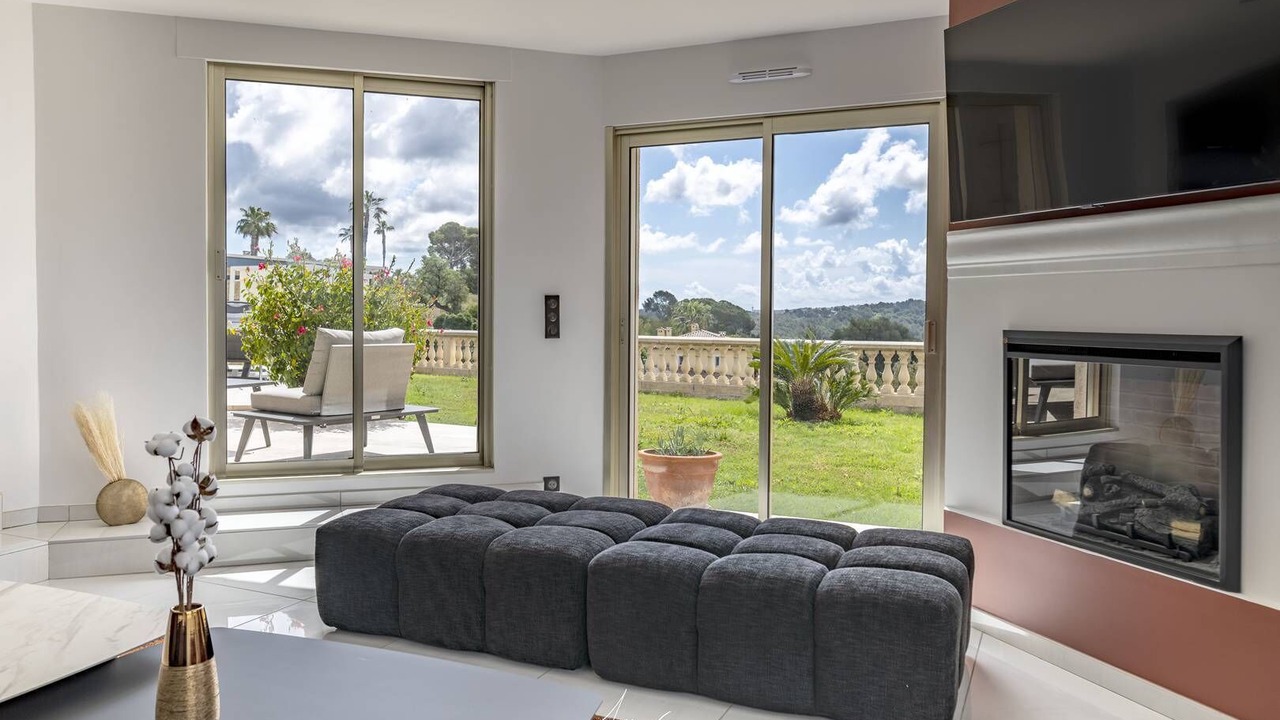 Photo of Livingroom in La Roquette-sur-Siagne