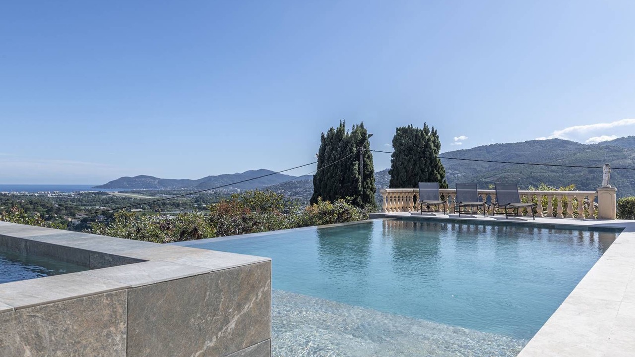 Photo of Outdoor in La Roquette-sur-Siagne