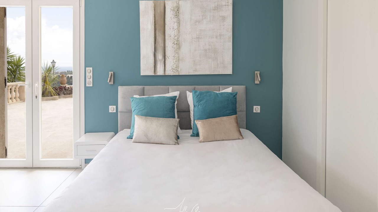 Photo of Bedroom in La Roquette-sur-Siagne