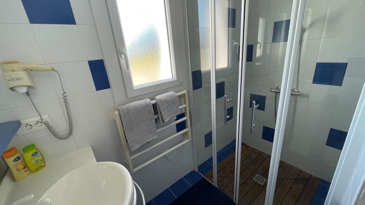 Photo of Bathroom in Bouin
