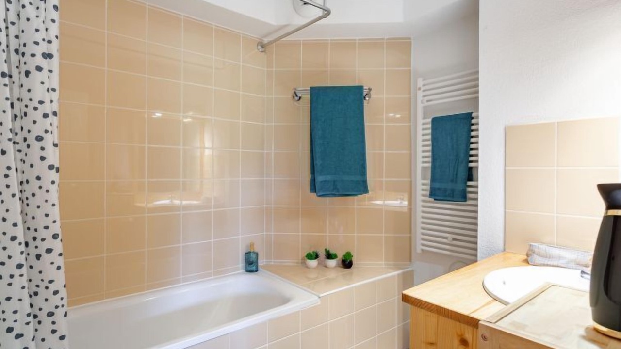 Photo of Bathroom in Les Bottieres