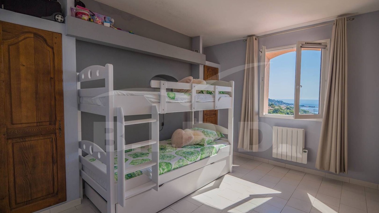 Photo of Bedroom in Plage de la Garonnette