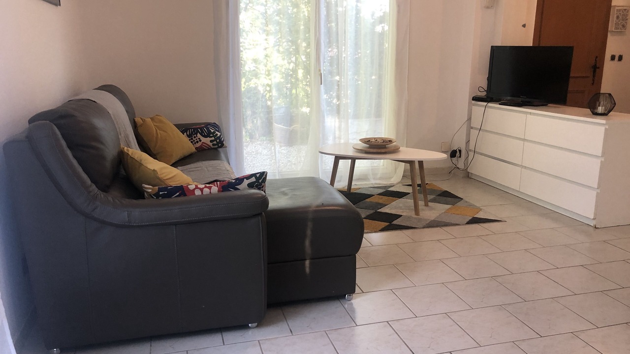 Photo of Livingroom in Saint-Paul-en-Foret