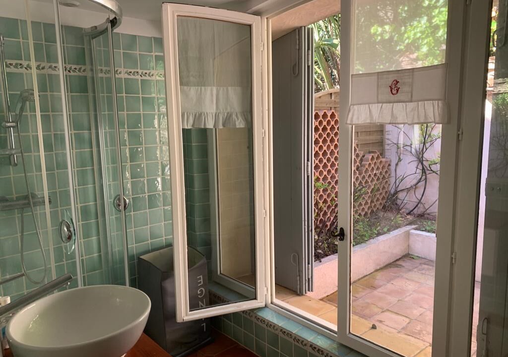 Photo of Bathroom in La Nartelle