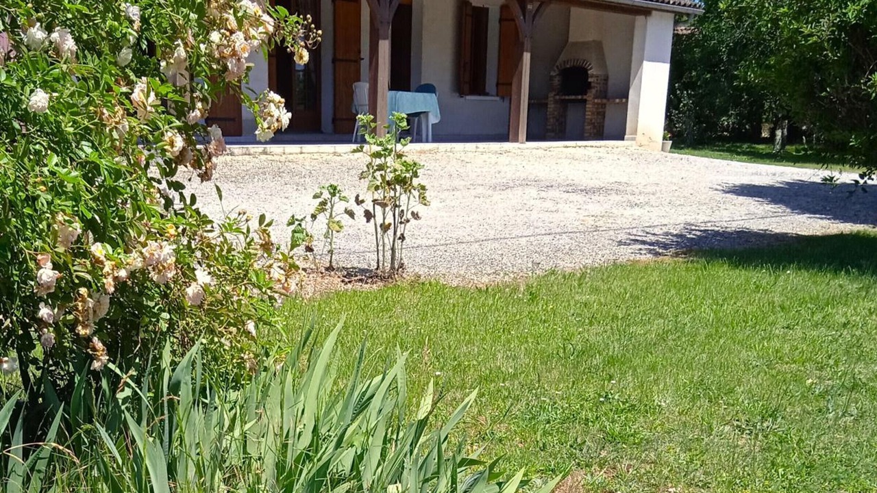 Photo of Outdoor in Le Change