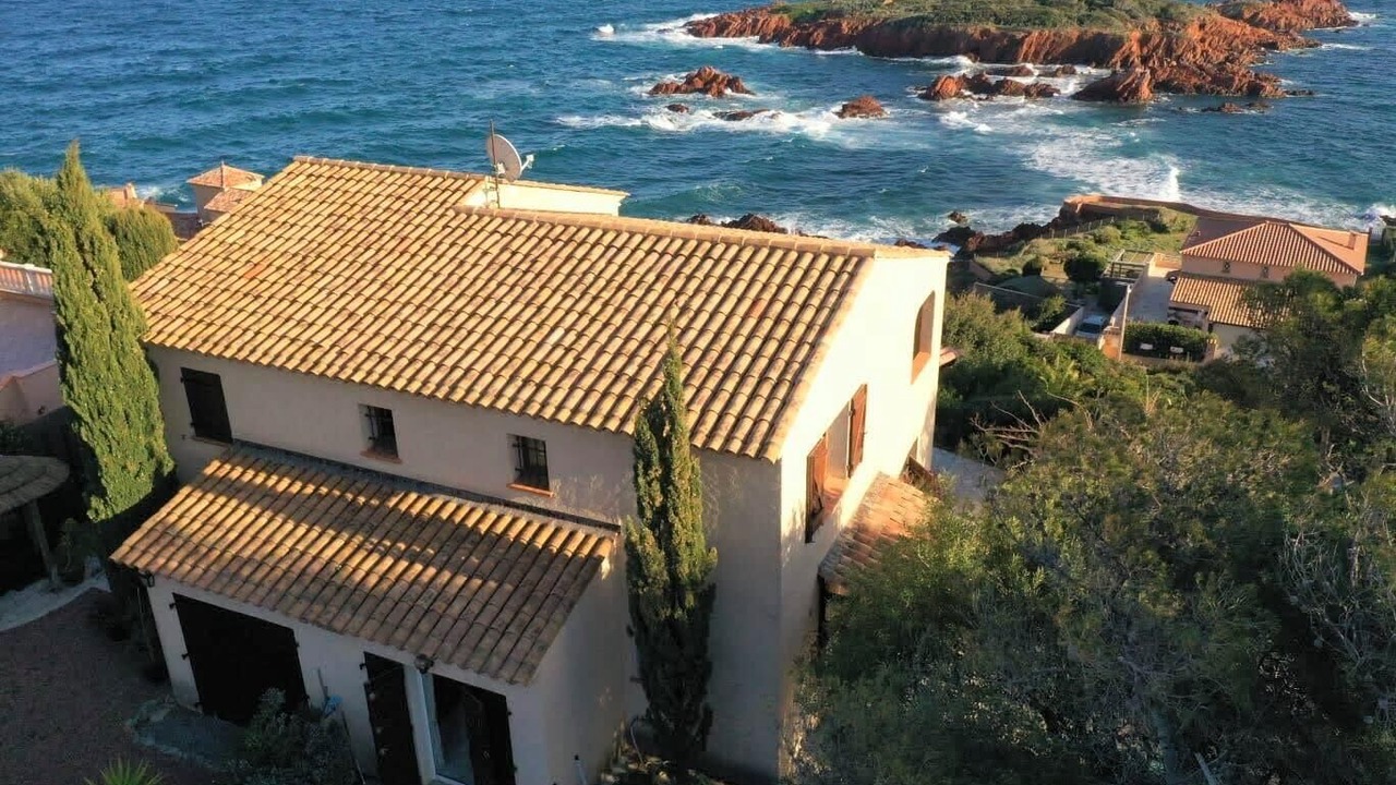 Photo of Outdoor in Antheor