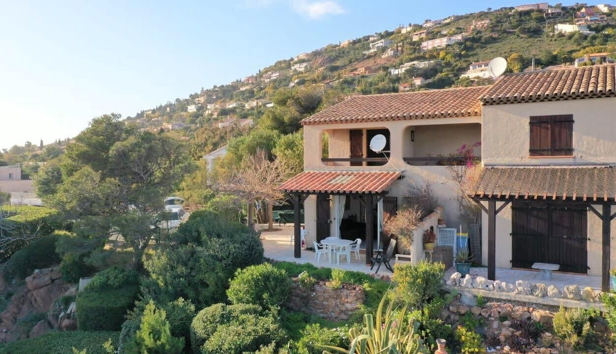 Photo of Outdoor in Antheor