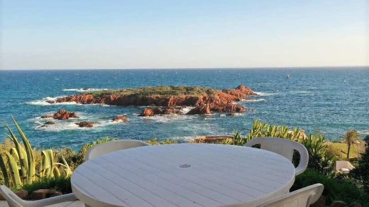 Photo of Outdoor in Antheor