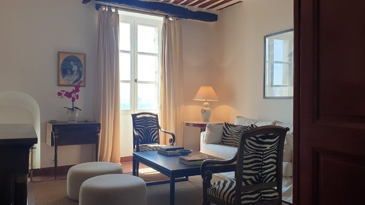 Photo of Livingroom in Old Town