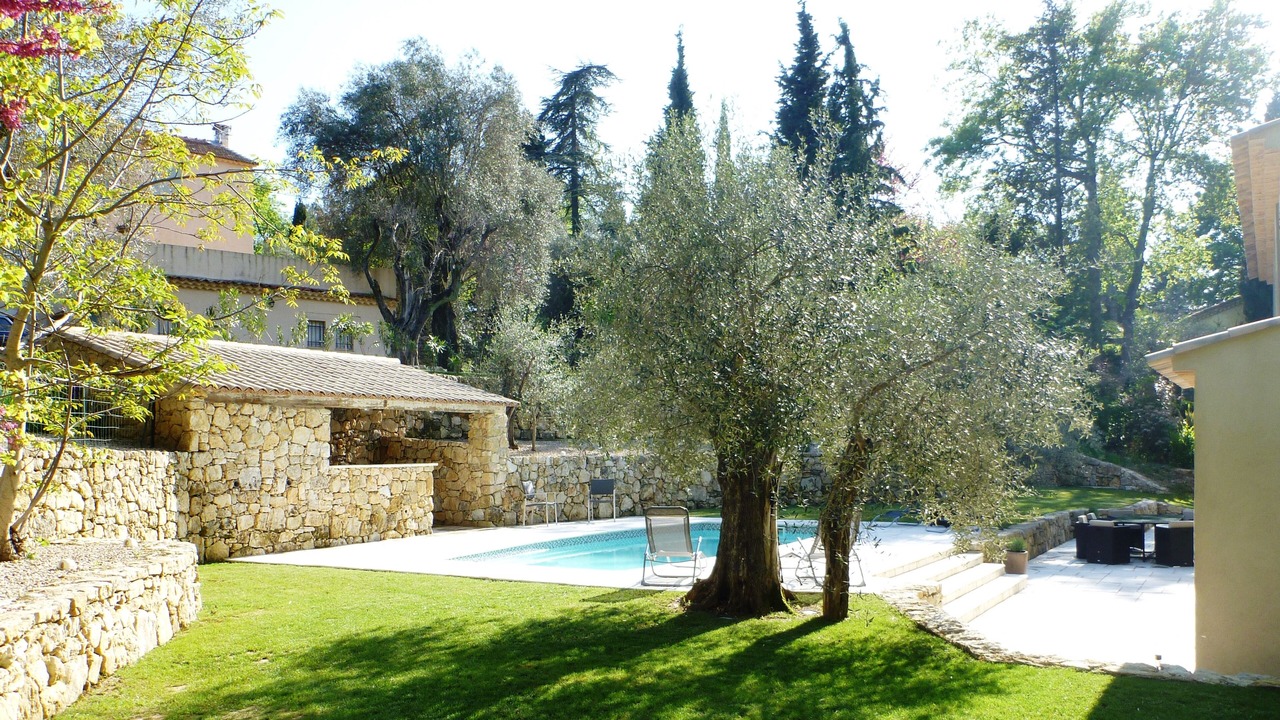 Photo of Outdoor in Le Rouret