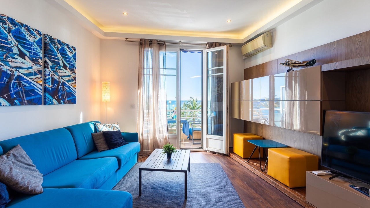 Photo of Livingroom in Les Baumettes
