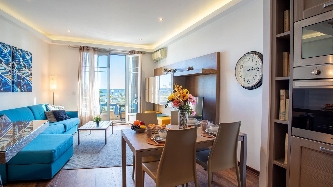 Photo of Livingroom in Les Baumettes