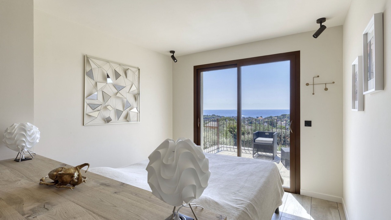 Photo of Bedroom in Les Issambres