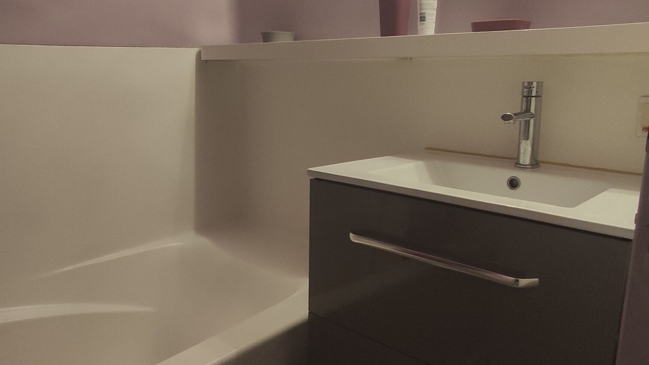 Photo of Bathroom in Arc-1800