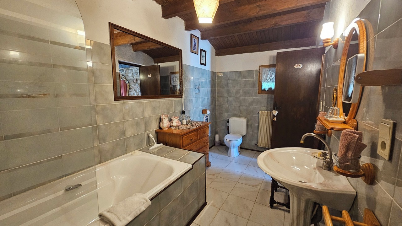 Photo of Bathroom in Sigalens