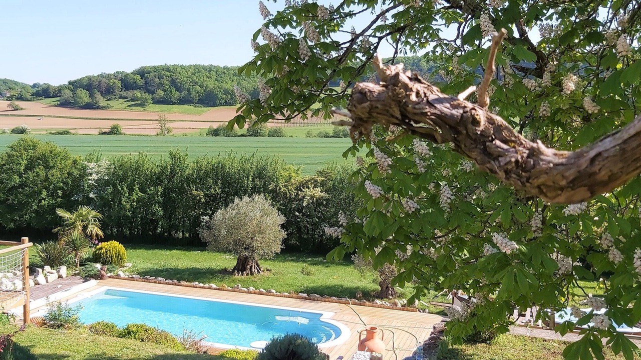 Photo of Outdoor in Monjoi