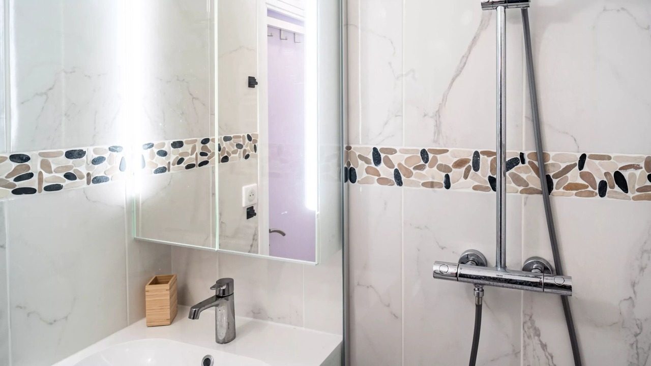 Photo of Bathroom in Pornichet