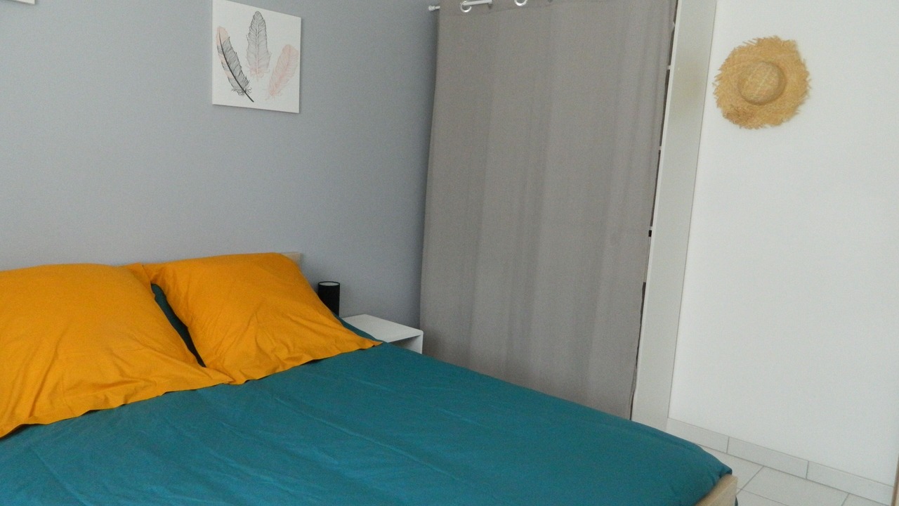 Photo of Bedroom in Saint-Hilaire-Du-Bois