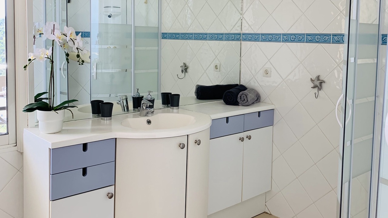 Photo of Bathroom in Cavalaire-sur-Mer
