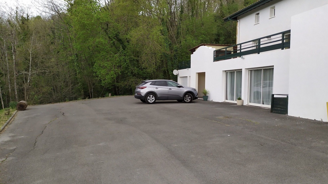Photo of Outdoor in Isturits