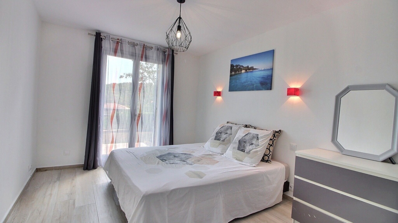 Photo of Bedroom in Les Baraques