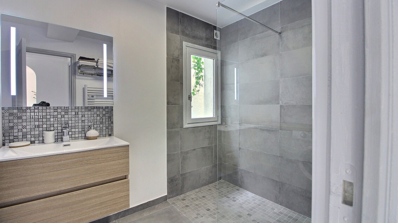 Photo of Bathroom in Les Baraques