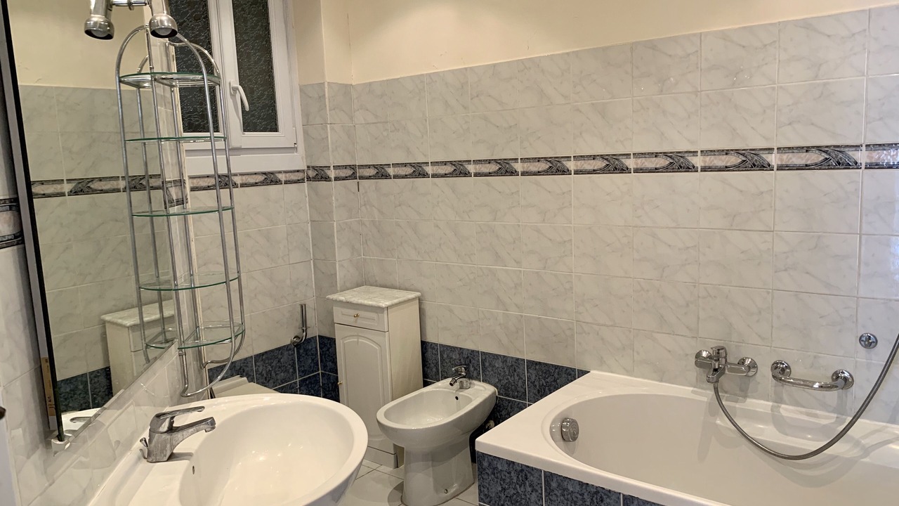 Photo of Bathroom in Les Baumettes