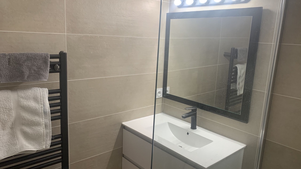 Photo of Bathroom in Le Trayas
