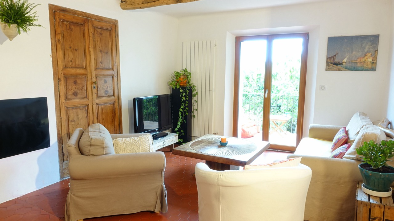 Photo of Livingroom in Greolieres