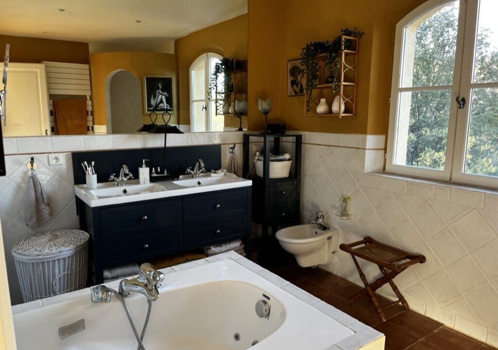 Photo of Bathroom in Cogolin