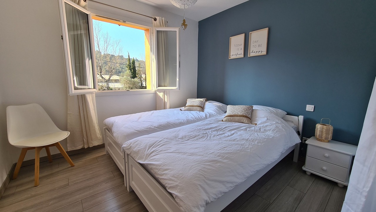 Photo of Bedroom in Plage de la Garonnette