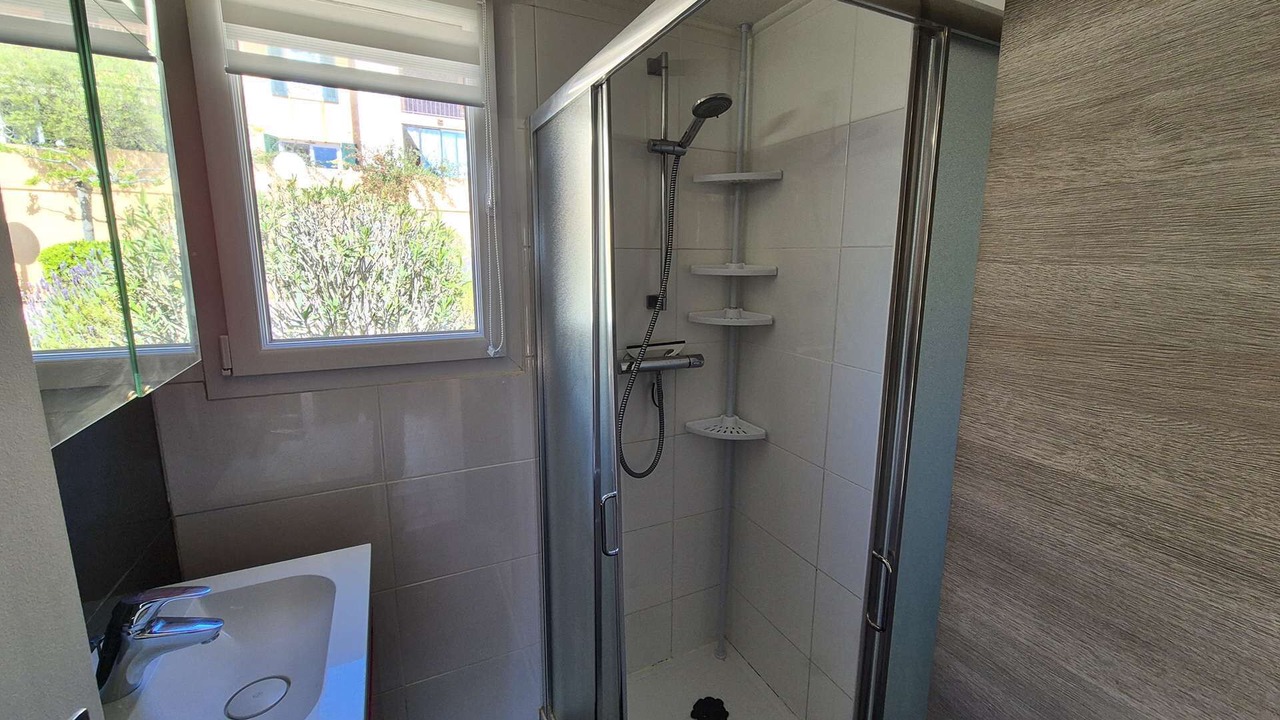Photo of Bathroom in Saint-Mandrier-sur-Mer