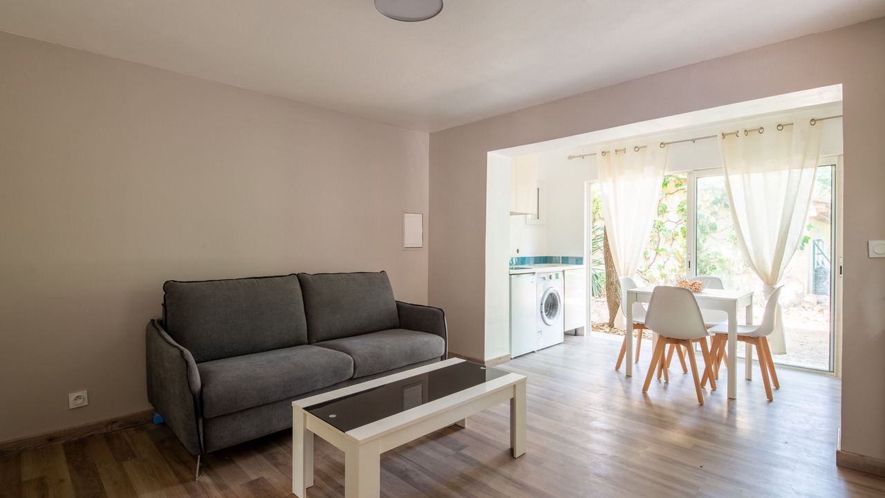 Photo of Livingroom in Valbonne