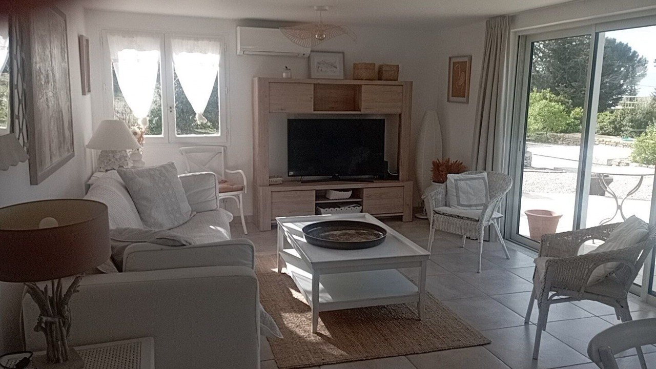 Photo of Livingroom in Ceyreste