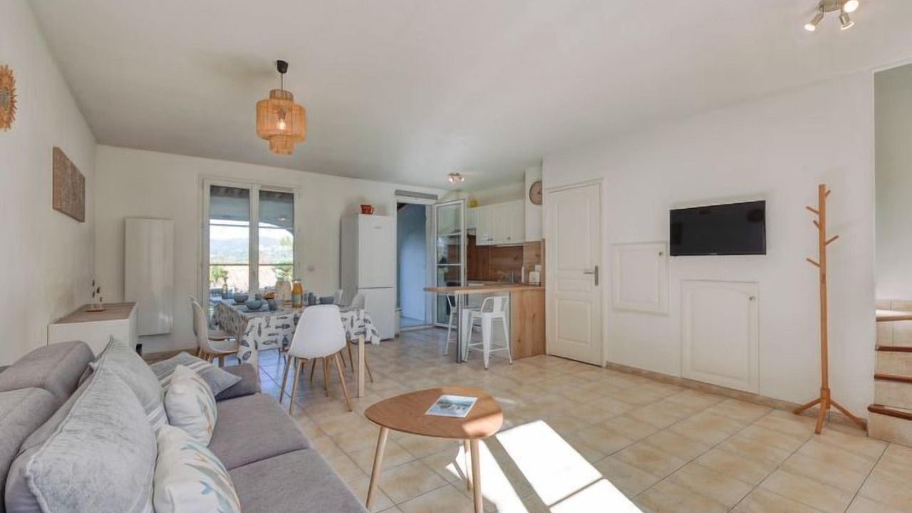 Photo of Livingroom in Cogolin